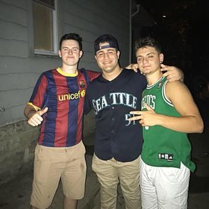 Meet your Posher, Zach